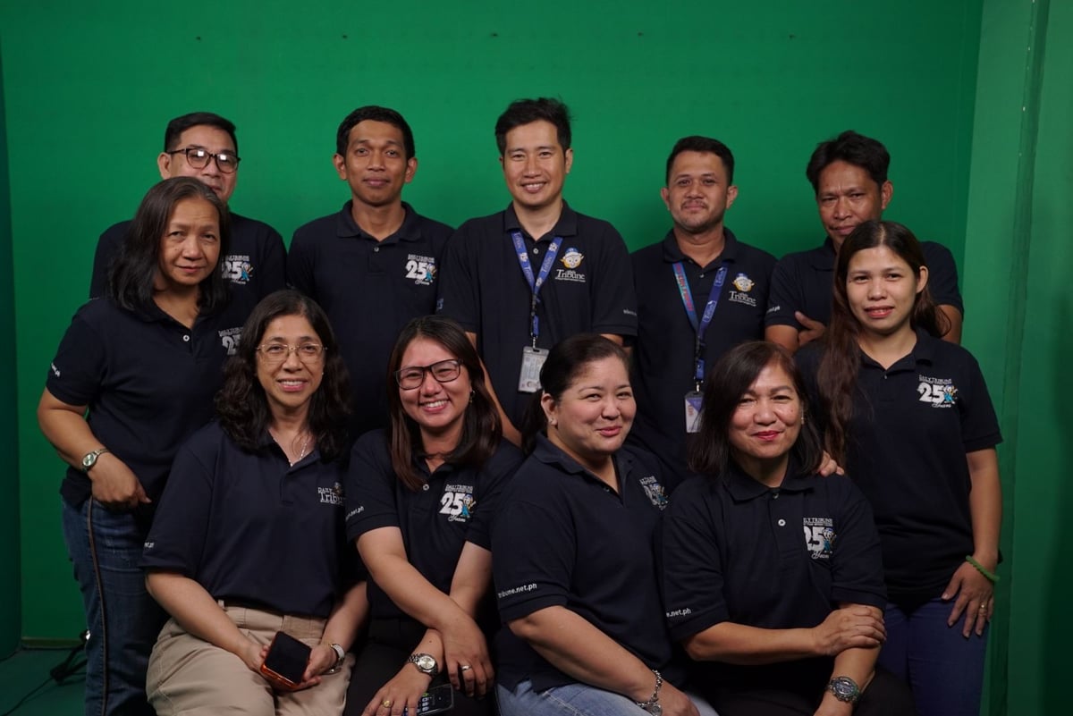 (Seated) Maritoni ‘Cheeney’ Eugenio, Meann Datoy, Lowella Labay, Clarita Gulanes, Mary Rose Sedillo, (Standing) Jocelyn Espiritu, Conrad Carson, Jayson Sedillo, Genesis Miranda, Gilbert Maravilla and Jerry Francisco.