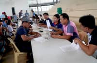 471 Piddig tobacco farmers receive P2.96M incentives, irrigation equipment