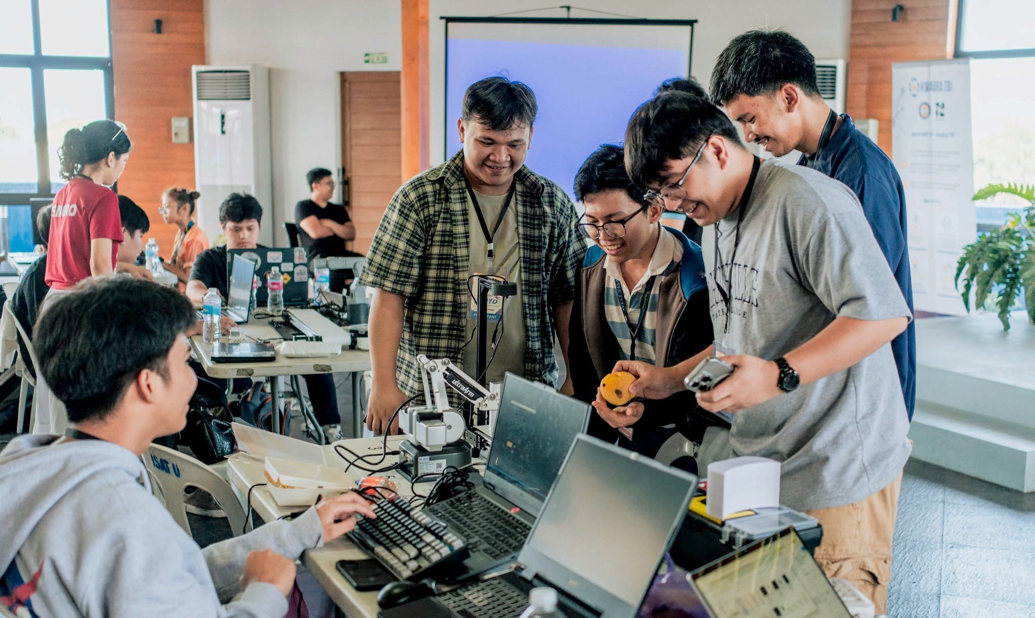 AI Fest draws 1,000 participants