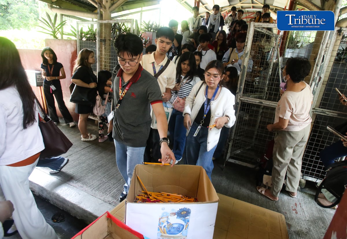 (August 01 2026) University of the Philippines College Admission Test (UPCAT) UPCAT examinees donate the pencil after taking the exam at University of the Philippines in Diliman Quezon City on Saturday August 1 2026, the pencil collected is donated to to students in public elementary school in Quezon City. Photo/Analy Labor