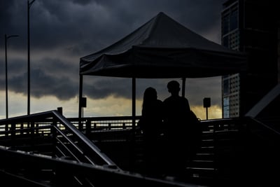 Dark clouds looms in Manila