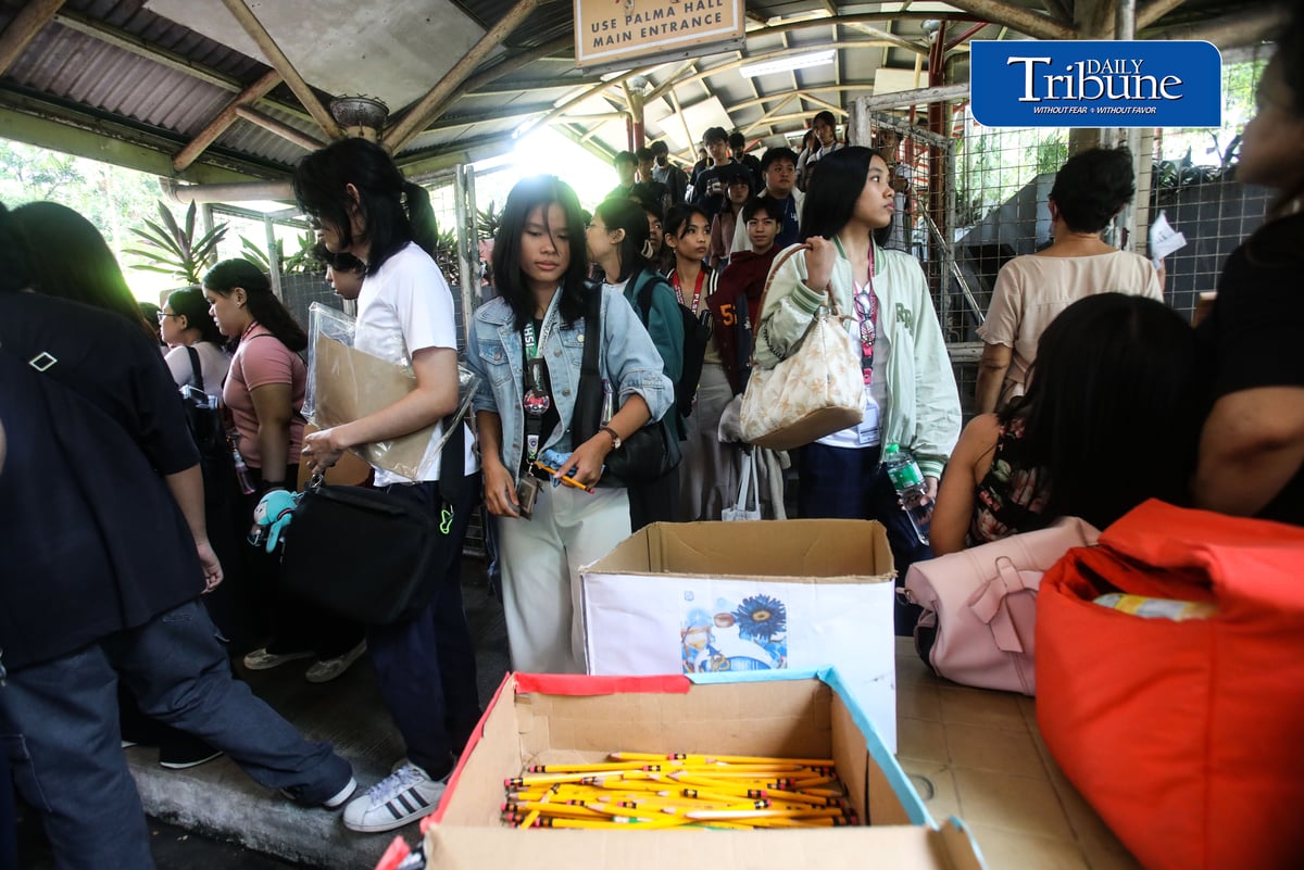(August 01 2026) University of the Philippines College Admission Test (UPCAT) UPCAT examinees donate the pencil after taking the exam at University of the Philippines in Diliman Quezon City on Saturday August 1 2026, the pencil collected is donated to to students in public elementary school in Quezon City. Photo/Analy Labor