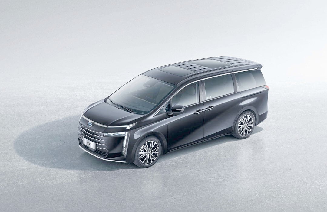HYBRID efficiency gives the GAC E8 HEV a claimed driving range of more than 1,000 kilometers.