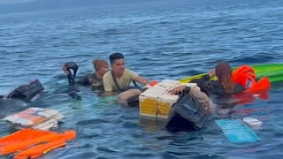 PAF reservists rescue teachers from sinking boat off Sacol Island