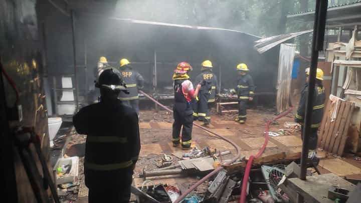 A workers' barracks at the Batasan Pambansa Complex near the House of Representatives in Quezon City caught fire this Sunday, 8 August.
