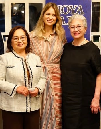 Former President Gloria Macapagal-Arroyo, president of the Georgetown Club of the Philippines Natalia Peña and Alumni Sylvia Lichauco.