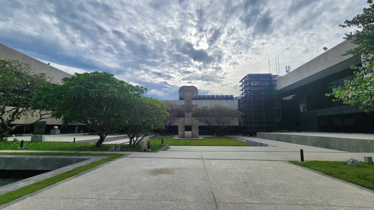 Arturo Luz’s monumental ‘Anito’ anchors the restored Courtyard.