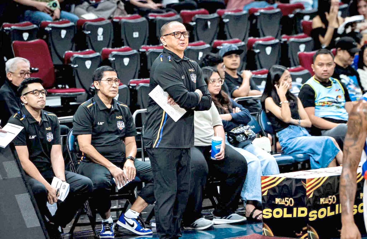 Alapag clashes with old mentor, old team