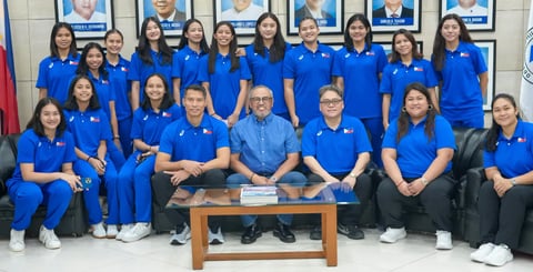 Alas girls brace for long flight, big fight