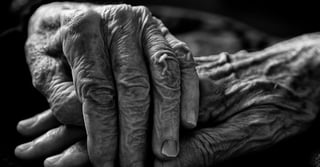 Mag-asawang senior tustado sa sunog sa QC