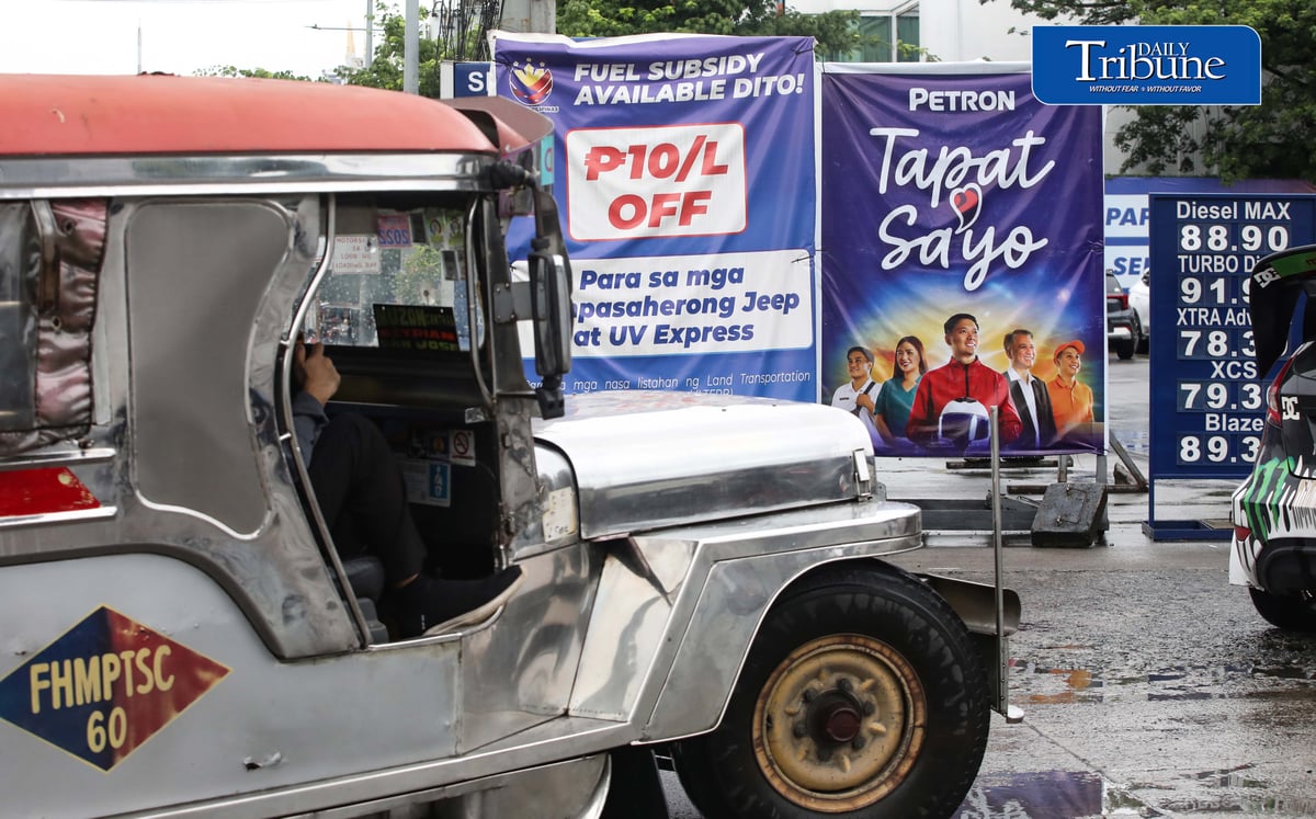 (August 05 2026) Traditional Jeepney queuing to gas up at the gas station in Quezon City on Wednesday August 5 2026. The government announced that the P10 fuel subsidy for public utility jeepney and UV express drivers will rise to P12 per liter starting August 15 2026, an additional assistance to the transport sector amid the effects of tensions in the Middle East. Photo/Analy Labor
