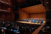 Manila stage welcomes tradition
and modern artistry of Korean sound