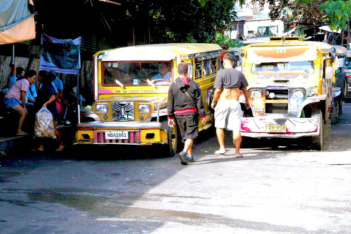 PUJ, UV Express get additional P2 fuel discount