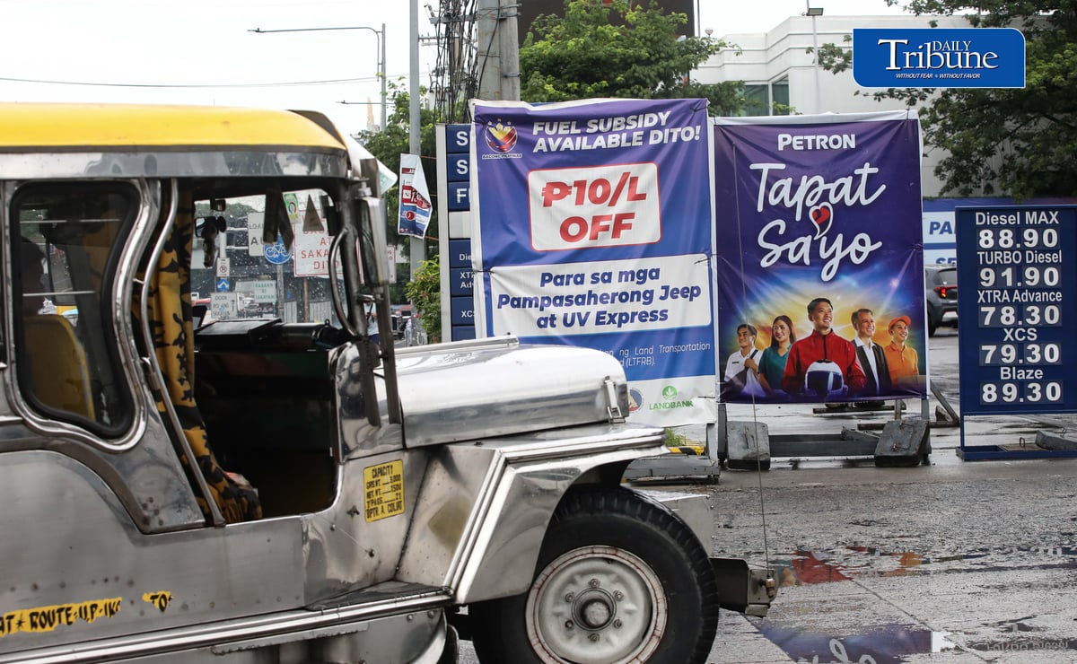 (August 05 2026) Traditional Jeepney queuing to gas up at the gas station in Quezon City on Wednesday August 5 2026. The government announced that the P10 fuel subsidy for public utility jeepney and UV express drivers will rise to P12 per liter starting August 15 2026, an additional assistance to the transport sector amid the effects of tensions in the Middle East. Photo/Analy Labor