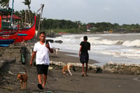 Strong waves batter coastal community in Tanza, Cavite