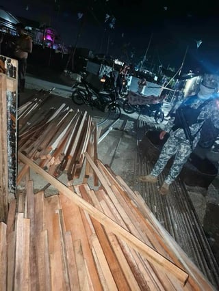 PCG intercepts illegal timber shipment
