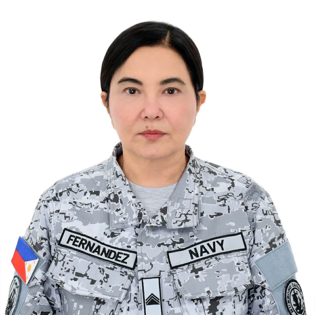 Lorna Tolentino begins new chapter as Philippine Navy reservist