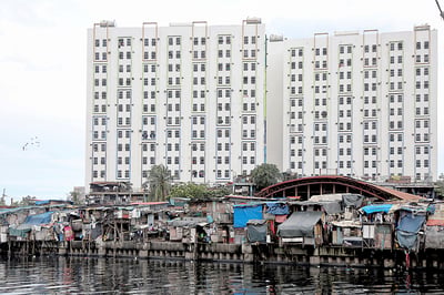 Philippine gdp slows to 2.3% in Q2