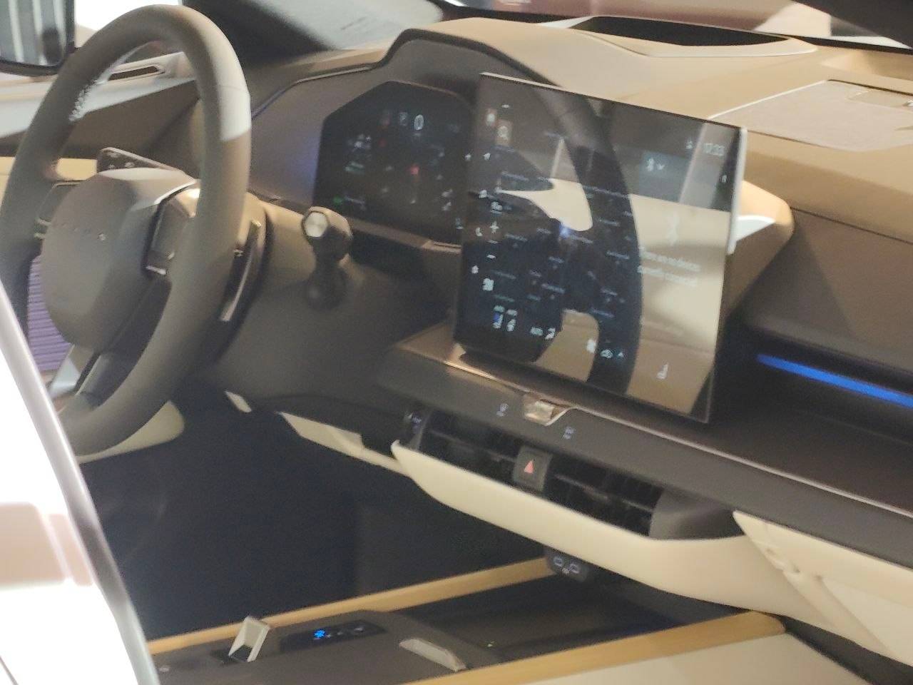 DRIVERS face a wide digital display within the ES cabin’s Tazuna layout.
