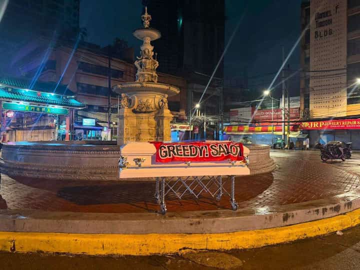 PNP probes abandoned caskets left across Metro Manila