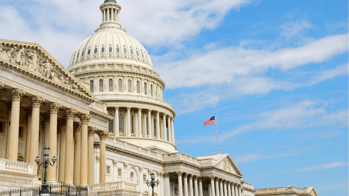 U.S. Senate passes sweeping Russia sanctions bill