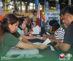 Southern Leyte hog raisers get P4.9-M indemnity