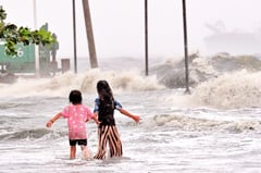 9,096 barangays face landslide, flood risks