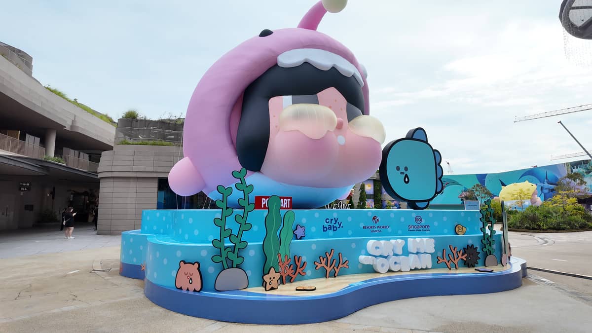 CryBaby makes a splash at Singapore Oceanarium with its Cry Me an Ocean activation.