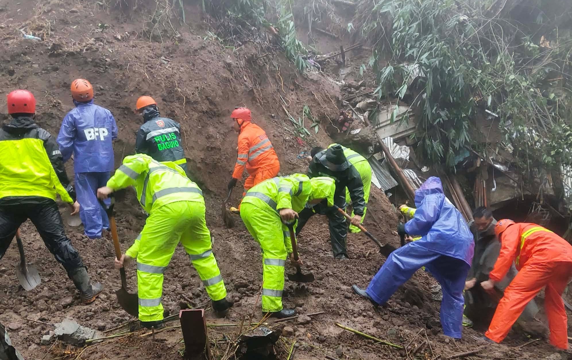 4 dead, 3 hurt, 6 missing in Baguio landslide