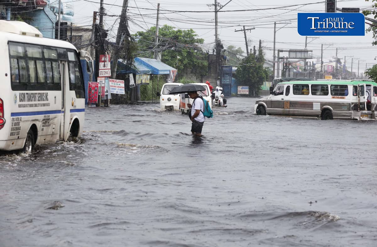 (August 10 2026) Motorists bravely navigated the flood along the Mc Arthur Highway, in Brgy Sta Monica, San Simon, Pampanga, on Monday August 10 2026. Pagasa bureau said southwest monsoon, locally known as habagat, will still prevail over parts of Luzon and Visayas, possible flash floods or landslides due to moderate to heavy rains. Photo/Analy Labor