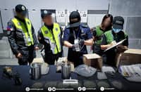 P11.6-M shabu na ipinuslit sa car parts, nasabat ng BOC
