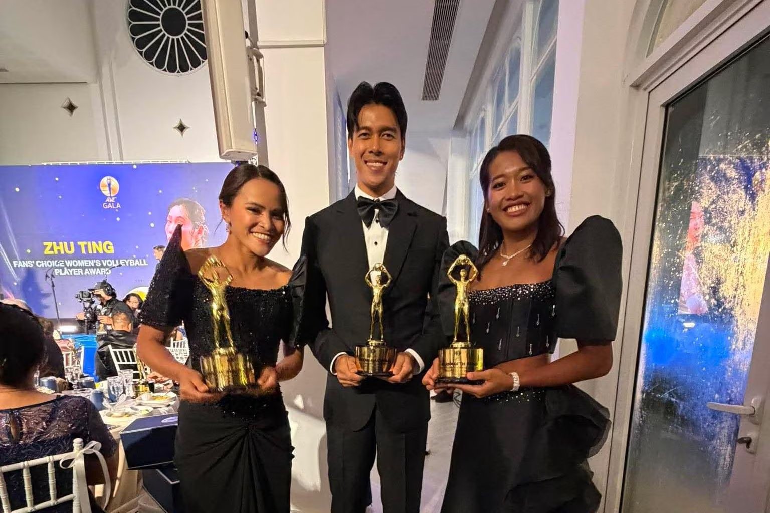 Phl spikers glow in AVC gala 
