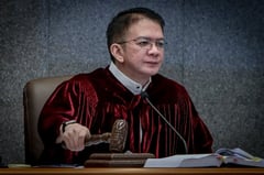 Escudero keeps witness disclosure rules intact
