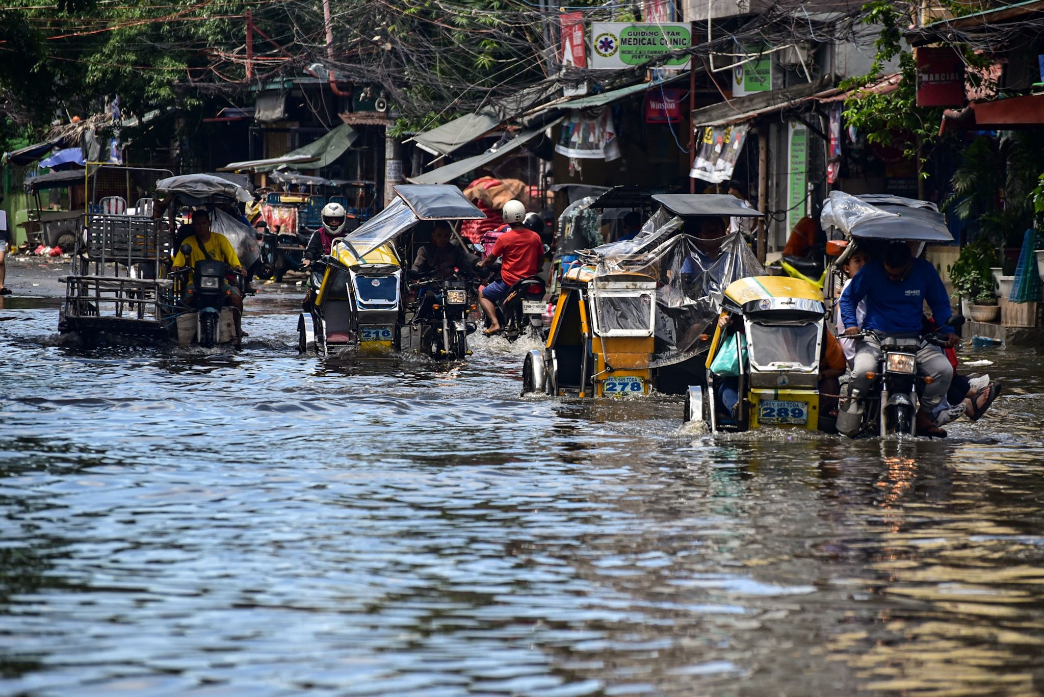 Floodwaters persist in Baseco