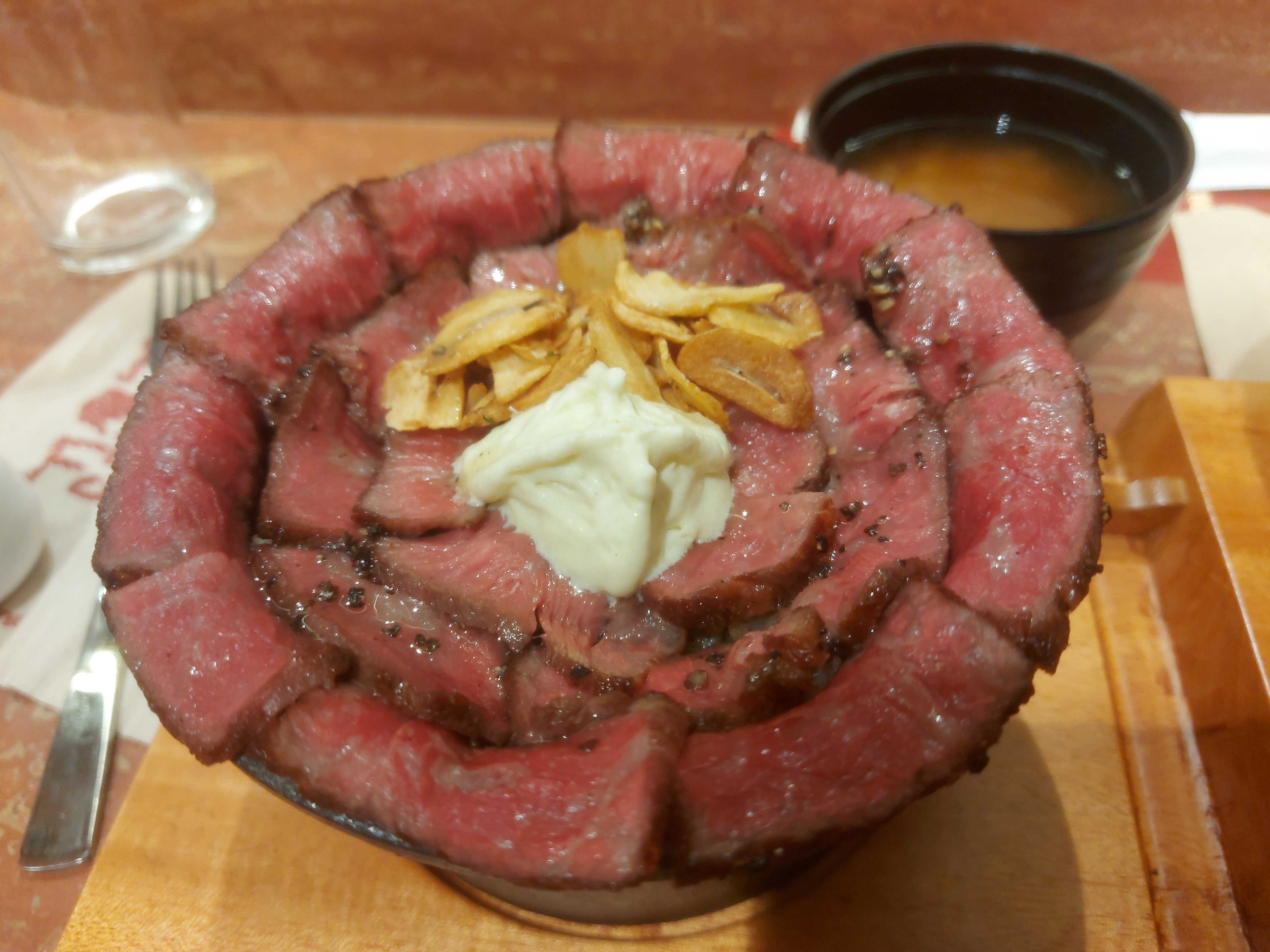 Japanese canteen-style gyudon house opens in BGC