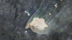 Oman moves to contain oil spill