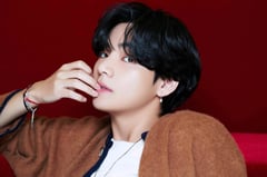 BTS’ V breaks silence on battle with hearing loss