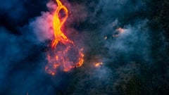 Erupting volcano draws tourists