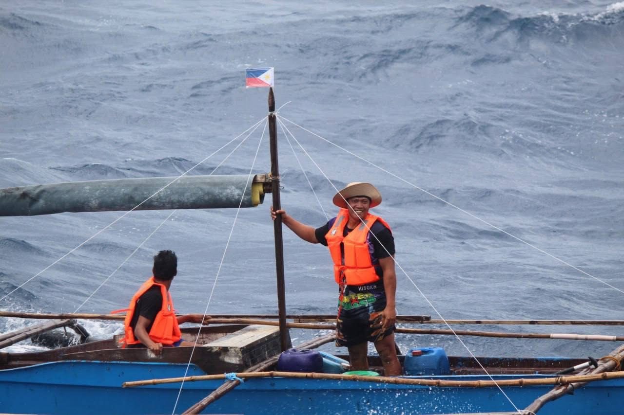 U.S. PUTS FILIPINO EYES AT SEA