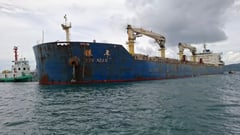 PCG provides first aid to injured Chinese crew member