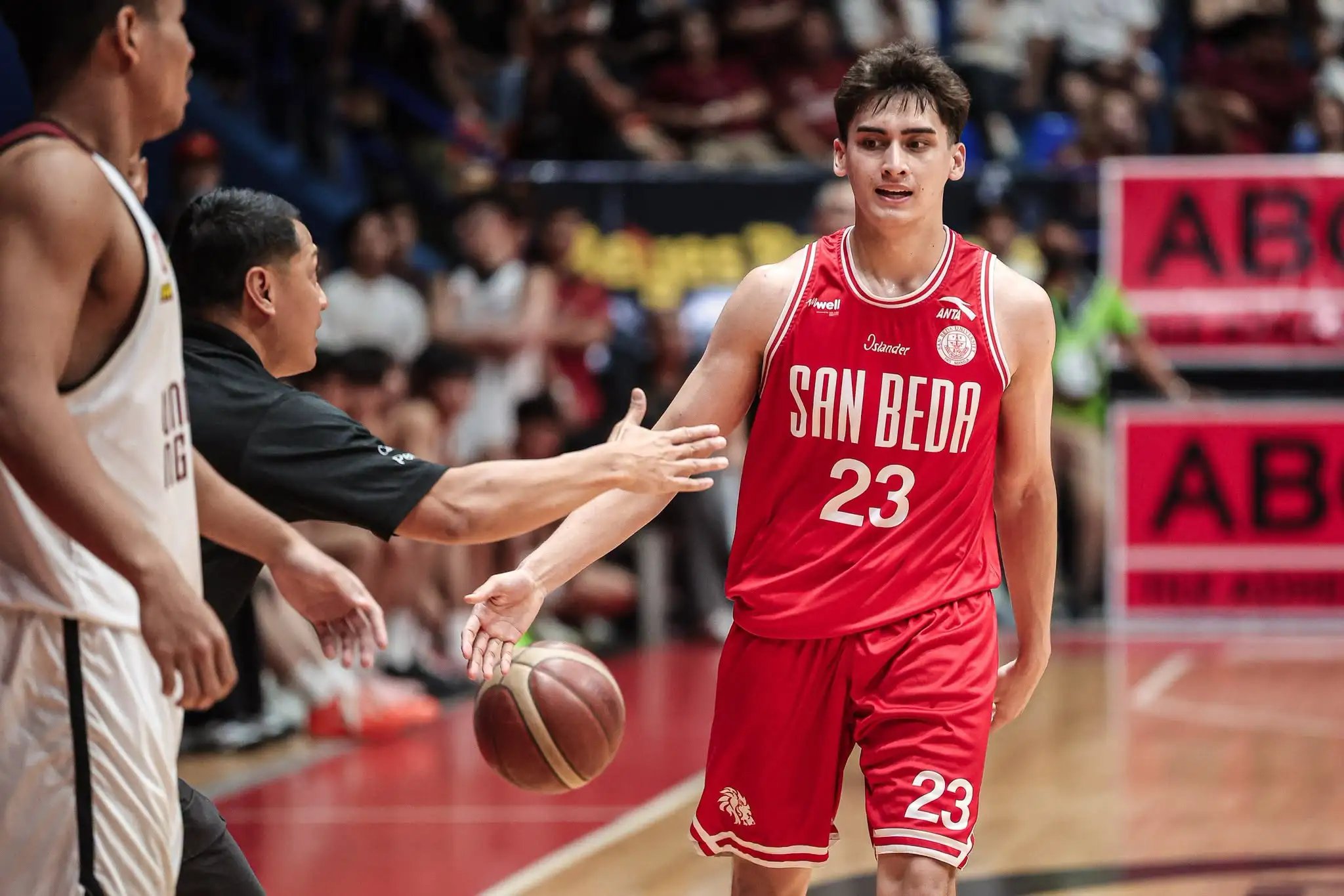 Lions, Bombers book semis spots