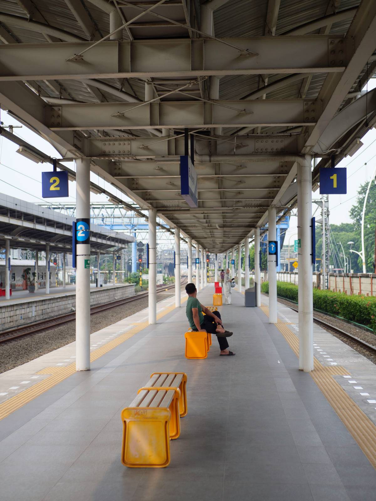 Proper seating at transport terminals can make the everyday wait safer, easier and far more comfortable for commuters.