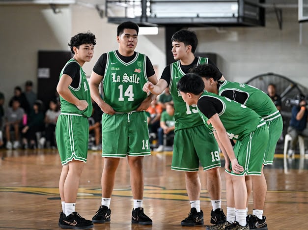 FEU, Zobel sizzle early 