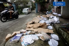 Wet paper and boxes for dying