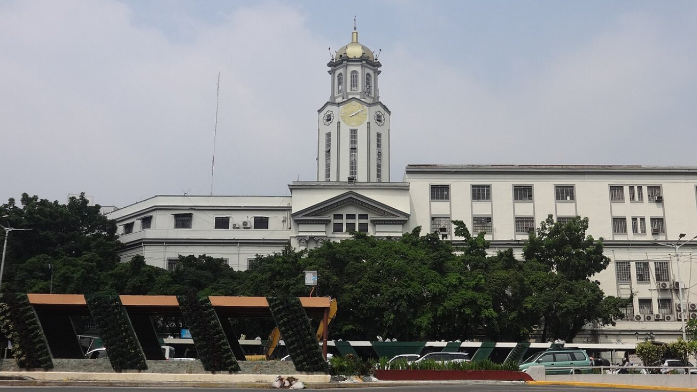 Manila tightens emergency vehicle’s priority passage