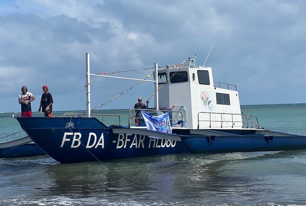 BFAR turns over 62-foot FRP fishing boat, livelihood aid in Ilocos Norte