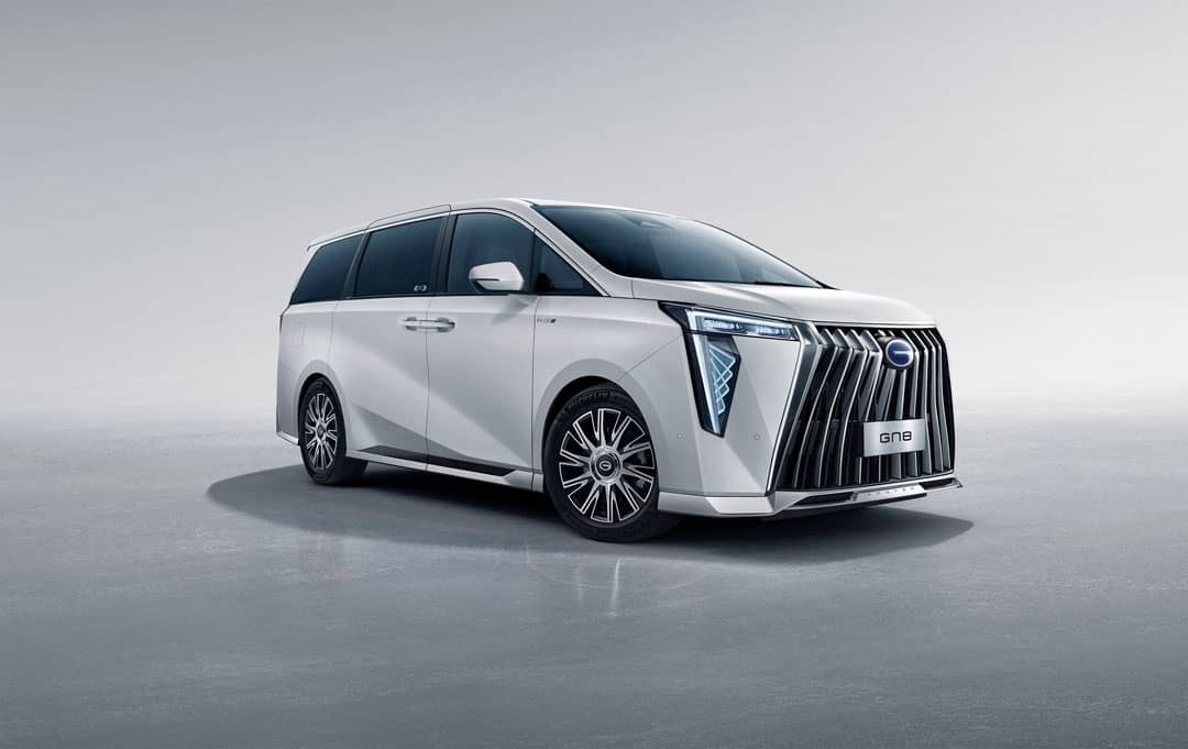COMFORT takes priority in the GAC GN8 PHEV Executive with its second-row captain’s seats and plug-in hybrid powertrain.