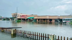 Macabebe Hospital closes due to flooding