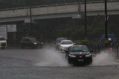 Flooding in Padre Burgos Avenue 