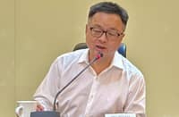 A voice from Taiwan Luo Wen-jia, vice chairman and secretary-general of Taiwan’s Straits Exchange Foundation, speaks during a roundtable discussion with reporters on 17 August, offering Taiwan’s perspective on ties with the Philippines and the region.